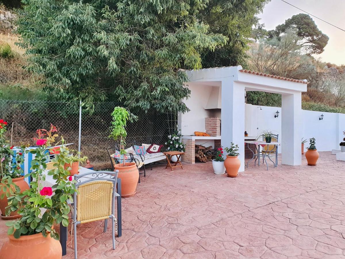 Sedella En-Suite Bedroom With Private Entrance At Casa Sofija מראה חיצוני תמונה